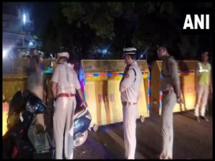 Delhi Police conducts surprise night inspections at various places across city | Delhi Police conducts surprise night inspections at various places across city