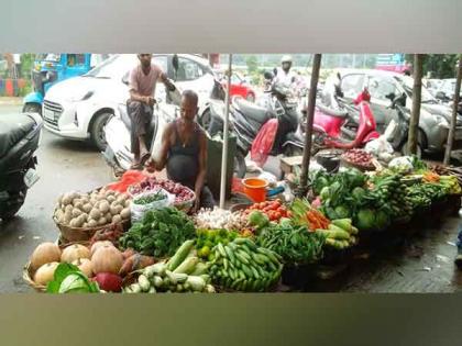 Assam: Prices of vegetables skyrocket in Guwahati due to floods | Assam: Prices of vegetables skyrocket in Guwahati due to floods