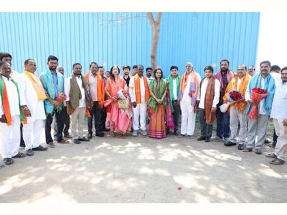 Andela Sriramulu Yadav Honors Doctors on 10th Day of Gadapa Gadapaku BJP Bharosha Yatra Celebrating Doctors' Day | Andela Sriramulu Yadav Honors Doctors on 10th Day of Gadapa Gadapaku BJP Bharosha Yatra Celebrating Doctors' Day