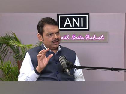 No Muslim in India is descendant of Aurangzeb: Maharashtra Dy CM Fadnavis | No Muslim in India is descendant of Aurangzeb: Maharashtra Dy CM Fadnavis No Muslim in India is descendant of Aurangzeb: Maharashtra Dy CM Fadnavis | No Muslim in India is descendant of Aurangzeb: Maharashtra Dy CM Fadnavis