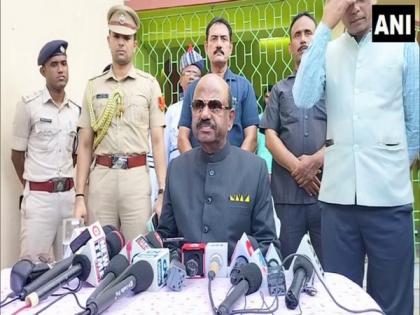 Politics of murder, intimidation, muscle flexing: WB Governor on panchayat poll violence | Politics of murder, intimidation, muscle flexing: WB Governor on panchayat poll violence Politics of murder, intimidation, muscle flexing: WB Governor on panchayat poll violence | Politics of murder, intimidation, muscle flexing: WB Governor on panchayat poll violence