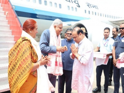 Assam CM welcomes VP Jagdeep Dhankhar at Guwahati airport | Assam CM welcomes VP Jagdeep Dhankhar at Guwahati airport
