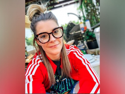 YouTuber Grace Helbig reveals being diagnosed with breast cancer | YouTuber Grace Helbig reveals being diagnosed with breast cancer