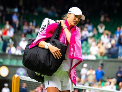 Wimbledon: Iga Swiatek destroys Sara Sorribes Tormo, reaches third round | Wimbledon: Iga Swiatek destroys Sara Sorribes Tormo, reaches third round