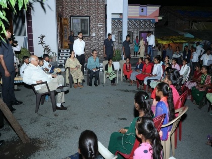 Gujarat: CM Bhupendra Patel visits Jawali village in Narmada district, to stay overnight | Gujarat: CM Bhupendra Patel visits Jawali village in Narmada district, to stay overnight