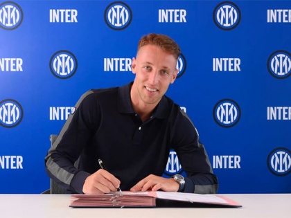 Inter Milan sign Davide Frattesi on loan from Sassuolo | Inter Milan sign Davide Frattesi on loan from Sassuolo
