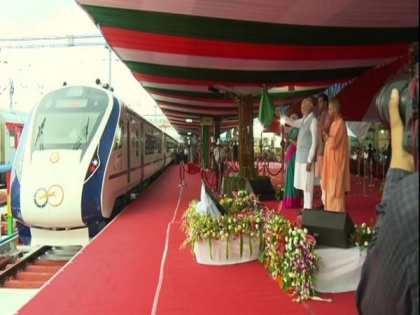 "A new flight to middle class,": PM Modi flags off Vande Bharat Express in UP's Gorakhpur | "A new flight to middle class,": PM Modi flags off Vande Bharat Express in UP's Gorakhpur
