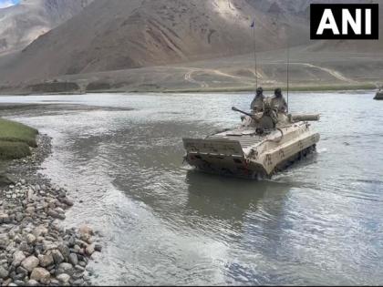 Eastern Ladakh: Indian Army tanks, combat vehicles carry out drills to cross Indus river, attack enemy positions | Eastern Ladakh: Indian Army tanks, combat vehicles carry out drills to cross Indus river, attack enemy positions