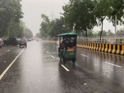 Schools to remain closed in Noida tomorrow amid heavy rainfall | Schools to remain closed in Noida tomorrow amid heavy rainfall