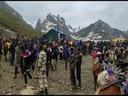 J-K: Amarnath Yatra resumes, over 6000 pilgrims offer prayers | J-K: Amarnath Yatra resumes, over 6000 pilgrims offer prayers J-K: Amarnath Yatra resumes, over 6000 pilgrims offer prayers | J-K: Amarnath Yatra resumes, over 6000 pilgrims offer prayers