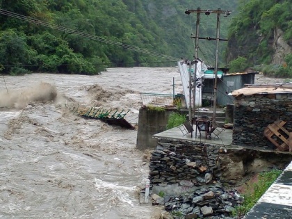 Heavy rains cause large-scale disruption, floods in North India | Heavy rains cause large-scale disruption, floods in North India