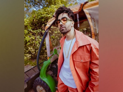 Harrdy Sandhu drops his latest dance number 'Psycho' | Harrdy Sandhu drops his latest dance number 'Psycho'