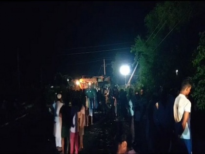 Andhra: 7 killed after bus carrying wedding party falls into Sagar Canal in Prakasam district | Andhra: 7 killed after bus carrying wedding party falls into Sagar Canal in Prakasam district