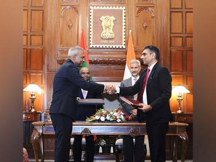 Jaishankar, Maldivian counterpart Abdulla Shahid ink agreements | Jaishankar, Maldivian counterpart Abdulla Shahid ink agreements