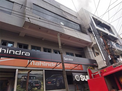 Delhi: Fire at automobile showroom in Mayapuri under control, no casualties reported  | Delhi: Fire at automobile showroom in Mayapuri under control, no casualties reported 