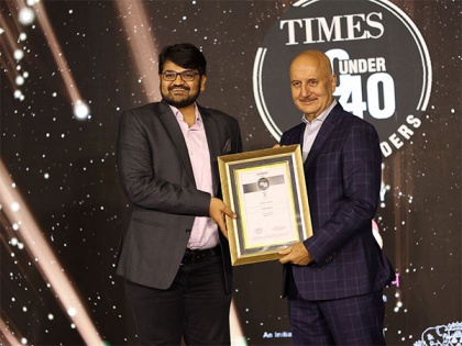 Nutrifresh Farms Co-Founder & CEO Sanket Mehta, felicitated at Times 40 Under 40 | Nutrifresh Farms Co-Founder & CEO Sanket Mehta, felicitated at Times 40 Under 40