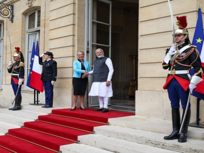 PM Modi, French counterpart Elisabeth Borne discuss furthering cooperation | PM Modi, French counterpart Elisabeth Borne discuss furthering cooperation