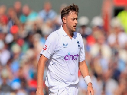 "I'm 100 per cent fit for Manchester," says England's bowler Ollie Robinson ahead of 4th Ashes Test | "I'm 100 per cent fit for Manchester," says England's bowler Ollie Robinson ahead of 4th Ashes Test