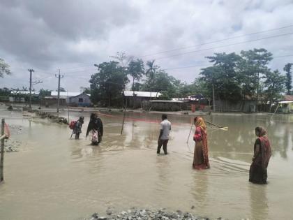 Thousand in Assam's Bongaigaon affected by floods | Thousand in Assam's Bongaigaon affected by floods Thousand in Assam's Bongaigaon affected by floods | Thousand in Assam's Bongaigaon affected by floods