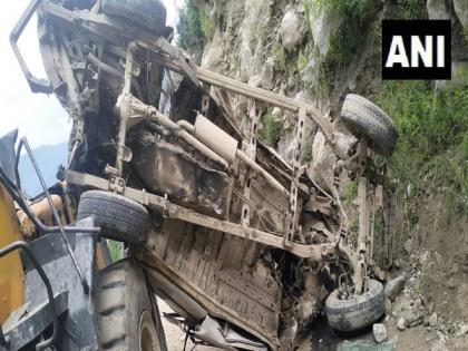 J-K: Three workers killed in Kishtwar district after camper van falls into gorge | J-K: Three workers killed in Kishtwar district after camper van falls into gorge