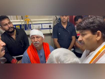 Bihar: Four-member BJP committee visits injured BJP workers in Patna | Bihar: Four-member BJP committee visits injured BJP workers in Patna Bihar: Four-member BJP committee visits injured BJP workers in Patna | Bihar: Four-member BJP committee visits injured BJP workers in Patna