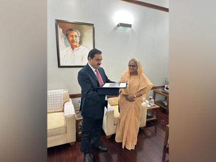 Gautam Adani meets Bangladesh PM on ‘handover’ of 1600 MW power plant in Jharkhand’s Godda | Gautam Adani meets Bangladesh PM on ‘handover’ of 1600 MW power plant in Jharkhand’s Godda Gautam Adani meets Bangladesh PM on ‘handover’ of 1600 MW power plant in Jharkhand’s Godda | Gautam Adani meets Bangladesh PM on ‘handover’ of 1600 MW power plant in Jharkhand’s Godda