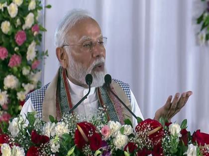 Soon after landing in India, PM Modi calls Delhi LG to enquire about flood situation | Soon after landing in India, PM Modi calls Delhi LG to enquire about flood situation