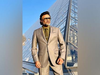 See how R Madhavan decked up for banquet dinner hosted by French President in PM Modi's honour | See how R Madhavan decked up for banquet dinner hosted by French President in PM Modi's honour See how R Madhavan decked up for banquet dinner hosted by French President in PM Modi's honour | See how R Madhavan decked up for banquet dinner hosted by French President in PM Modi's honour