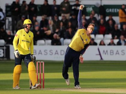 "Proud of the way boys played right through": Essex skipper Simon Harmer after losing T20 Blast final | "Proud of the way boys played right through": Essex skipper Simon Harmer after losing T20 Blast final