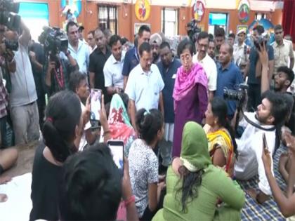 CM Kejriwal oversees flood relief camp in north Delhi’s Mori Gate area | CM Kejriwal oversees flood relief camp in north Delhi’s Mori Gate area CM Kejriwal oversees flood relief camp in north Delhi’s Mori Gate area | CM Kejriwal oversees flood relief camp in north Delhi’s Mori Gate area