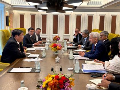 Jaishankar meets Myanmarese counterpart, discusses India-Myanmar-Thailand trilateral highway | Jaishankar meets Myanmarese counterpart, discusses India-Myanmar-Thailand trilateral highway Jaishankar meets Myanmarese counterpart, discusses India-Myanmar-Thailand trilateral highway | Jaishankar meets Myanmarese counterpart, discusses India-Myanmar-Thailand trilateral highway
