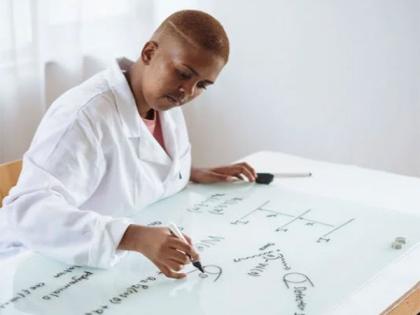 Study links social isolation to decreased brain volume | Study links social isolation to decreased brain volume Study links social isolation to decreased brain volume | Study links social isolation to decreased brain volume