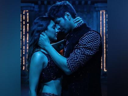 'Satya Prem Ki Katha': Kartik Aaryan, Kiara Advani’s dance number ‘Raat Baaki’ out | 'Satya Prem Ki Katha': Kartik Aaryan, Kiara Advani’s dance number ‘Raat Baaki’ out 'Satya Prem Ki Katha': Kartik Aaryan, Kiara Advani’s dance number ‘Raat Baaki’ out | 'Satya Prem Ki Katha': Kartik Aaryan, Kiara Advani’s dance number ‘Raat Baaki’ out