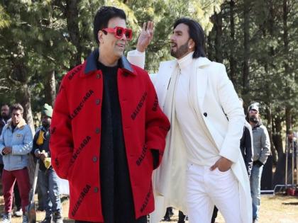 “Karan aur main do aise mard hai jiske andar ek Dilli ki aunty hai,” says Ranveer Singh | “Karan aur main do aise mard hai jiske andar ek Dilli ki aunty hai,” says Ranveer Singh “Karan aur main do aise mard hai jiske andar ek Dilli ki aunty hai,” says Ranveer Singh | “Karan aur main do aise mard hai jiske andar ek Dilli ki aunty hai,” says Ranveer Singh