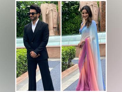 Alia, Ranveer bring shades of 'Rocky aur Rani' to Dilwalon ki Dilli, check out | Alia, Ranveer bring shades of 'Rocky aur Rani' to Dilwalon ki Dilli, check out Alia, Ranveer bring shades of 'Rocky aur Rani' to Dilwalon ki Dilli, check out | Alia, Ranveer bring shades of 'Rocky aur Rani' to Dilwalon ki Dilli, check out