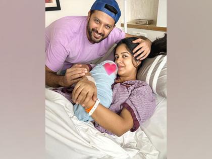 "We have been blessed": Ishita Dutta, Vatsal Sheth drop first picture with baby boy | "We have been blessed": Ishita Dutta, Vatsal Sheth drop first picture with baby boy