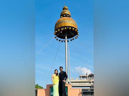 Rocky aur Rani Kii Prem Kahaani: Ranveer Singh, Alia Bhatt light up Bareilly’s iconic Jhumka Chowk | Rocky aur Rani Kii Prem Kahaani: Ranveer Singh, Alia Bhatt light up Bareilly’s iconic Jhumka Chowk Rocky aur Rani Kii Prem Kahaani: Ranveer Singh, Alia Bhatt light up Bareilly’s iconic Jhumka Chowk | Rocky aur Rani Kii Prem Kahaani: Ranveer Singh, Alia Bhatt light up Bareilly’s iconic Jhumka Chowk