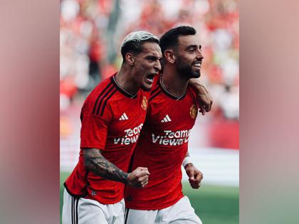 Manchester United continue unbeaten run in pre-season, beat Arsenal 2-0 | Manchester United continue unbeaten run in pre-season, beat Arsenal 2-0 Manchester United continue unbeaten run in pre-season, beat Arsenal 2-0 | Manchester United continue unbeaten run in pre-season, beat Arsenal 2-0