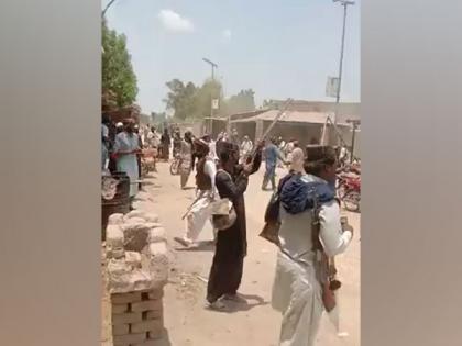 Pakistan: Hundreds of gunmen raid village in Sindh, abduct women | Pakistan: Hundreds of gunmen raid village in Sindh, abduct women Pakistan: Hundreds of gunmen raid village in Sindh, abduct women | Pakistan: Hundreds of gunmen raid village in Sindh, abduct women
