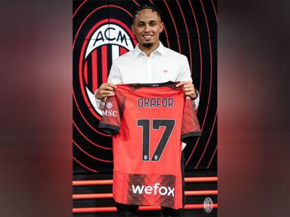 AC Milan signs Swiss national Noah Arinzechukwu Okafo on 5-year deal AC Milan signs Swiss national Noah Arinzechukwu Okafo on 5-year deal