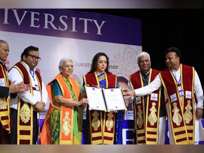 Governor of Uttar Pradesh, Anandiben Patel confers degrees at 4th Convocation of Sanskriti University | Governor of Uttar Pradesh, Anandiben Patel confers degrees at 4th Convocation of Sanskriti University Governor of Uttar Pradesh, Anandiben Patel confers degrees at 4th Convocation of Sanskriti University | Governor of Uttar Pradesh, Anandiben Patel confers degrees at 4th Convocation of Sanskriti University