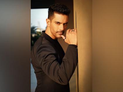 Angad Bedi to make his South debut with Nani's 'Hi Nanna' | Angad Bedi to make his South debut with Nani's 'Hi Nanna' Angad Bedi to make his South debut with Nani's 'Hi Nanna' | Angad Bedi to make his South debut with Nani's 'Hi Nanna'