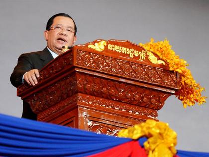 Prime Minister Hun Sen of Cambodia resigns, to be succeeded by his son | Prime Minister Hun Sen of Cambodia resigns, to be succeeded by his son Prime Minister Hun Sen of Cambodia resigns, to be succeeded by his son | Prime Minister Hun Sen of Cambodia resigns, to be succeeded by his son