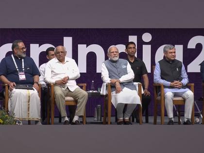 'SemiconIndia 2023' kicks off; global chipmakers converge in Gujarat to tap opportunities | 'SemiconIndia 2023' kicks off; global chipmakers converge in Gujarat to tap opportunities 'SemiconIndia 2023' kicks off; global chipmakers converge in Gujarat to tap opportunities | 'SemiconIndia 2023' kicks off; global chipmakers converge in Gujarat to tap opportunities