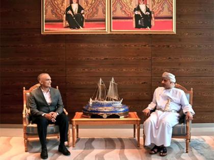 Navy Chief on 3-day visit Oman visit, aims to boost bilateral defence ties | Navy Chief on 3-day visit Oman visit, aims to boost bilateral defence ties Navy Chief on 3-day visit Oman visit, aims to boost bilateral defence ties | Navy Chief on 3-day visit Oman visit, aims to boost bilateral defence ties