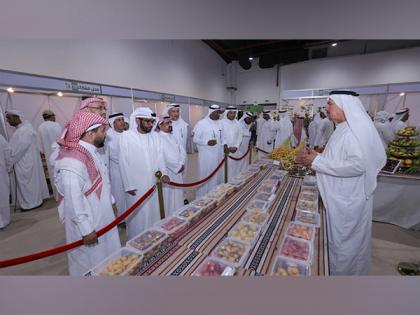 Al Dhaid Dates Festival awards 130 winners, attracts thousands of visitors | Al Dhaid Dates Festival awards 130 winners, attracts thousands of visitors Al Dhaid Dates Festival awards 130 winners, attracts thousands of visitors | Al Dhaid Dates Festival awards 130 winners, attracts thousands of visitors