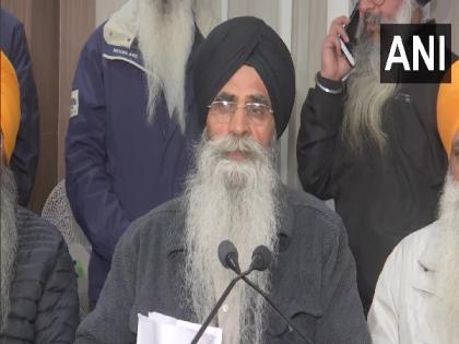 Policy of NYPD stopping Sikh troopers from growing beard "discriminatory": SGPC Chief writes to India's envoy to US, seeks MEA intervention | Policy of NYPD stopping Sikh troopers from growing beard "discriminatory": SGPC Chief writes to India's envoy to US, seeks MEA intervention Policy of NYPD stopping Sikh troopers from growing beard "discriminatory": SGPC Chief writes to India's envoy to US, seeks MEA intervention | Policy of NYPD stopping Sikh troopers from growing beard "discriminatory": SGPC Chief writes to India's envoy to US, seeks MEA intervention