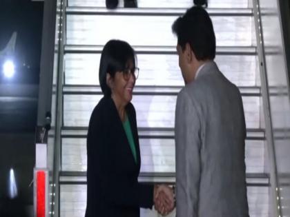 Venezuela Executive Vice President arrives in India to participate in CII India-LAC Conclave | Venezuela Executive Vice President arrives in India to participate in CII India-LAC Conclave Venezuela Executive Vice President arrives in India to participate in CII India-LAC Conclave | Venezuela Executive Vice President arrives in India to participate in CII India-LAC Conclave
