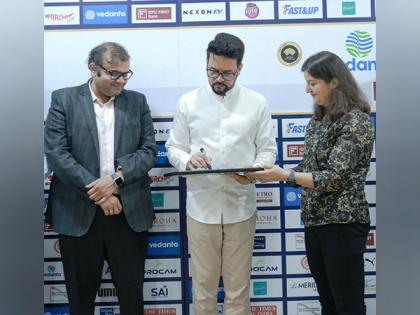 Anurag Thakur registers as first participant for Delhi Half Marathon 2023 | Anurag Thakur registers as first participant for Delhi Half Marathon 2023 Anurag Thakur registers as first participant for Delhi Half Marathon 2023 | Anurag Thakur registers as first participant for Delhi Half Marathon 2023