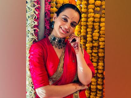Kangana Ranaut gives a sneak peek of her 'Chandramukhi 2' character, first look to be out on this date | Kangana Ranaut gives a sneak peek of her 'Chandramukhi 2' character, first look to be out on this date Kangana Ranaut gives a sneak peek of her 'Chandramukhi 2' character, first look to be out on this date | Kangana Ranaut gives a sneak peek of her 'Chandramukhi 2' character, first look to be out on this date